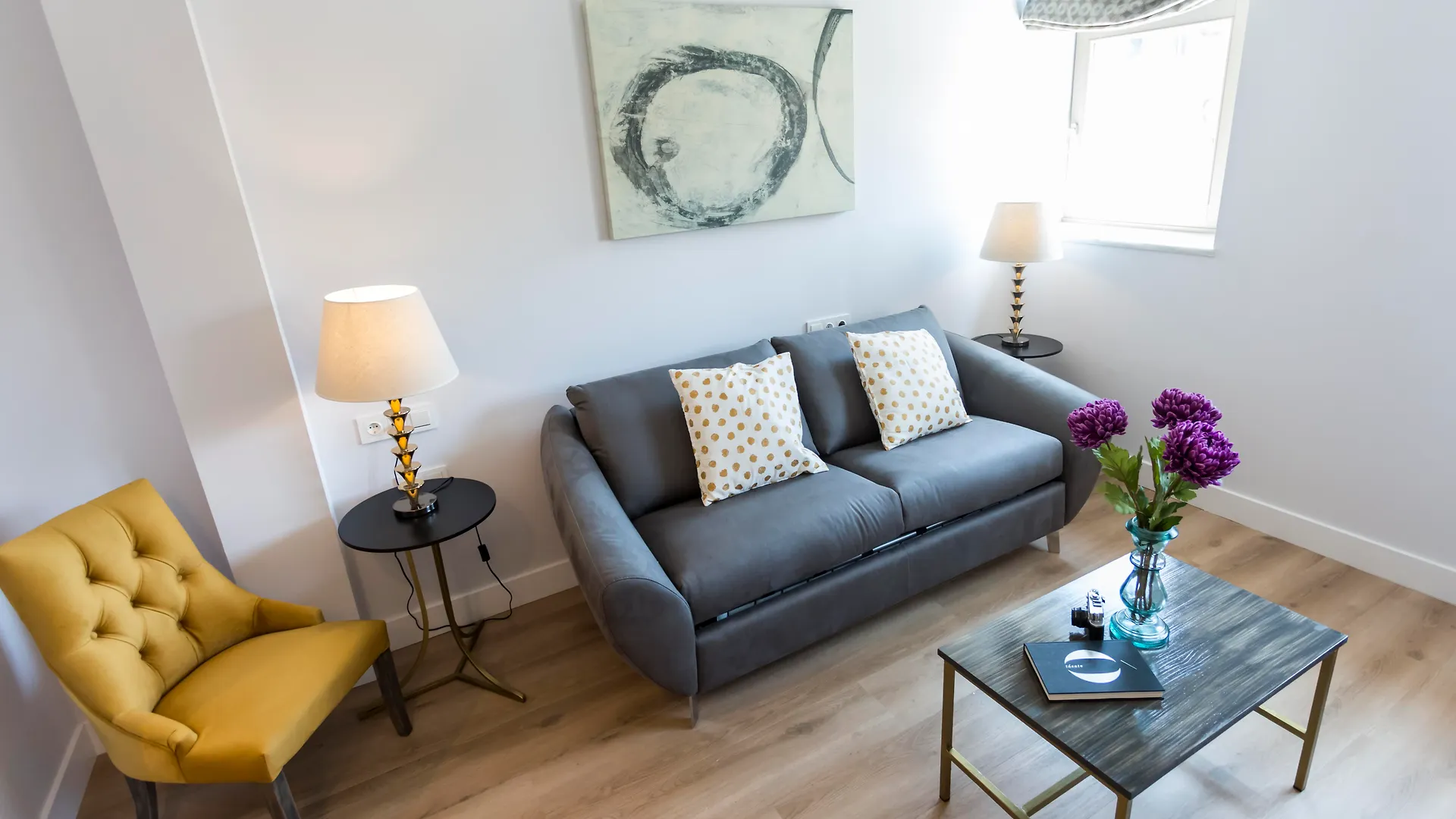 Daire Casa De La Merced Suites Málaga